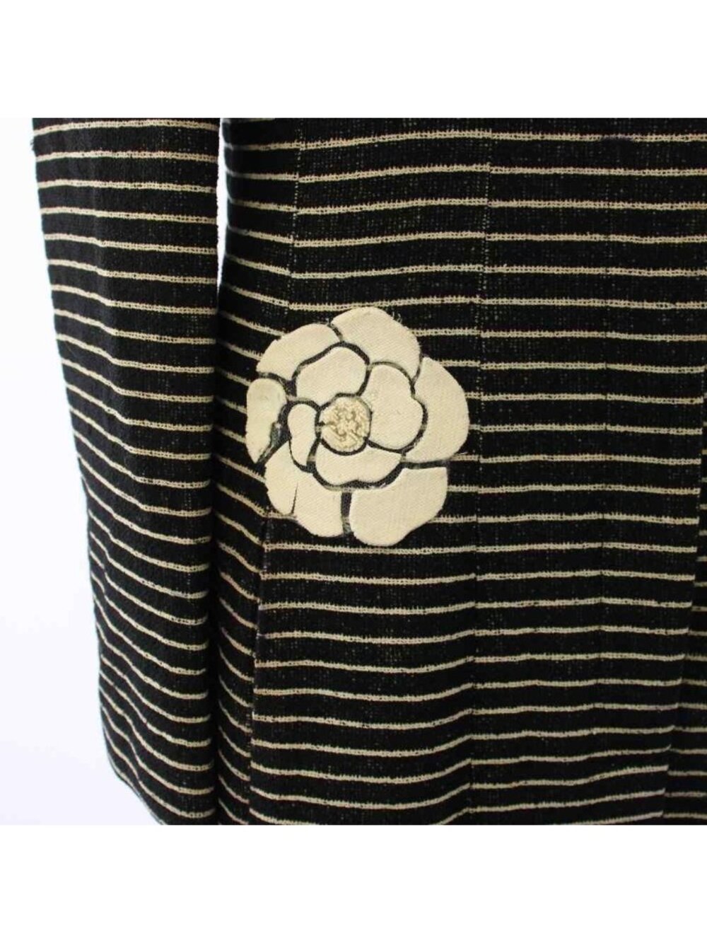 Chanel Chesterfield Long Border Pattern Camellia Silk Black White YT Shoulder - Picture 7 of 8